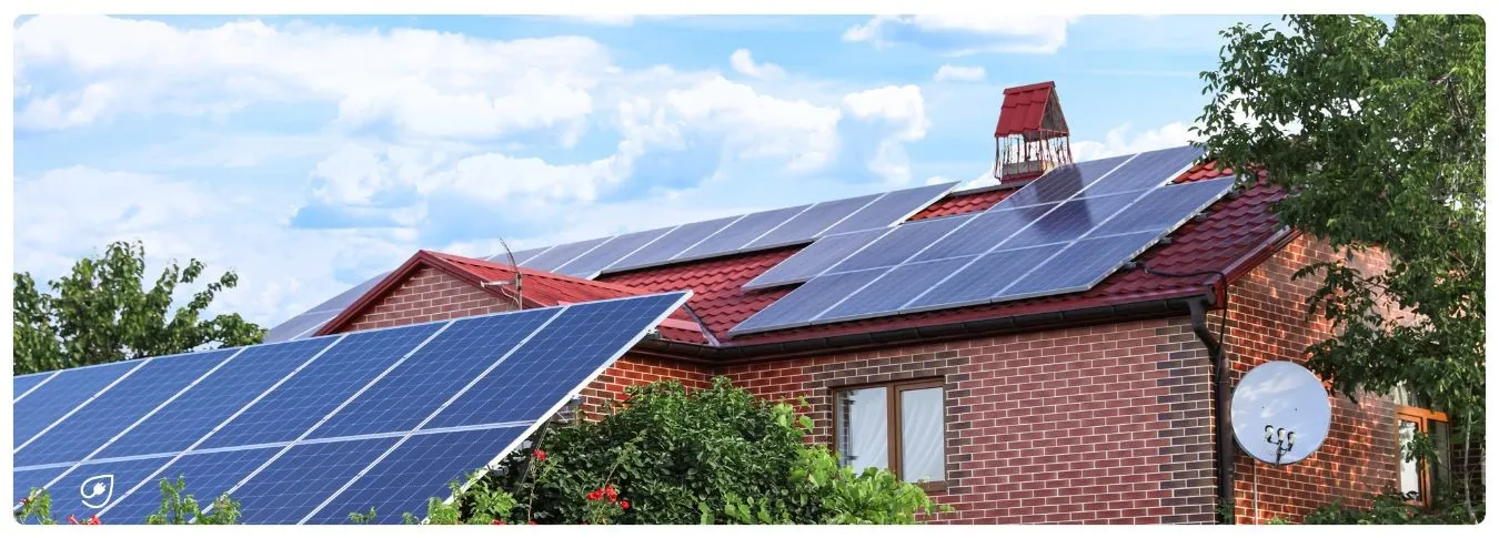So viel CO2 spart die PV-Anlage eines Einfamilienhauses ein.