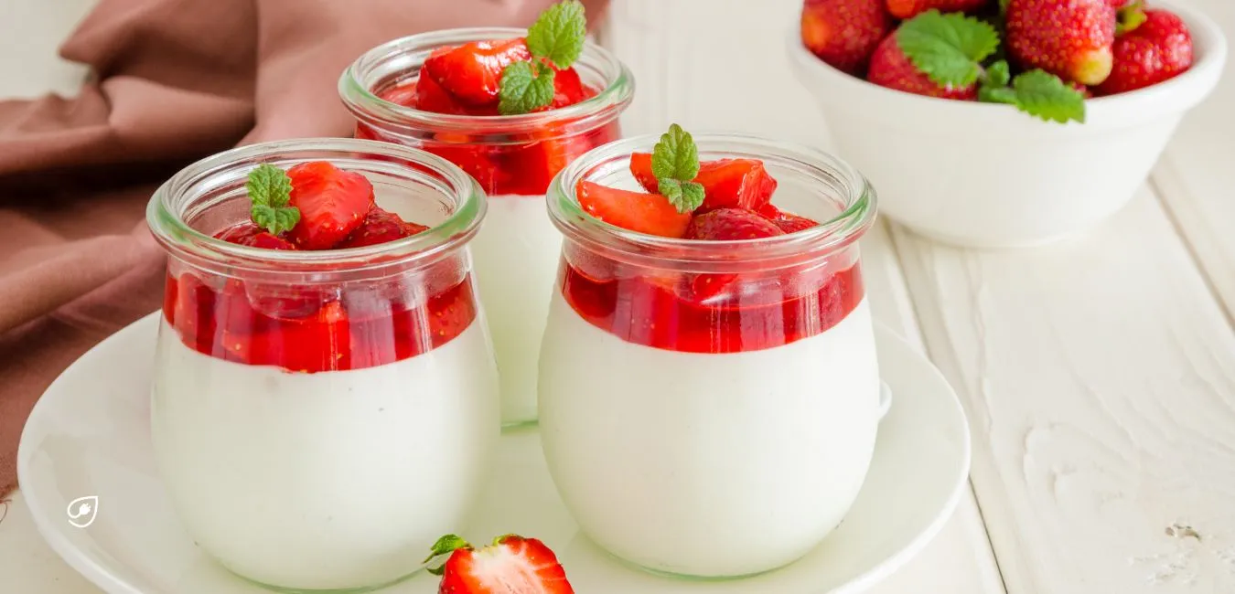 Panna Cotta: Krönender Abschluss Deines veganen Weihnachtsmenüs
