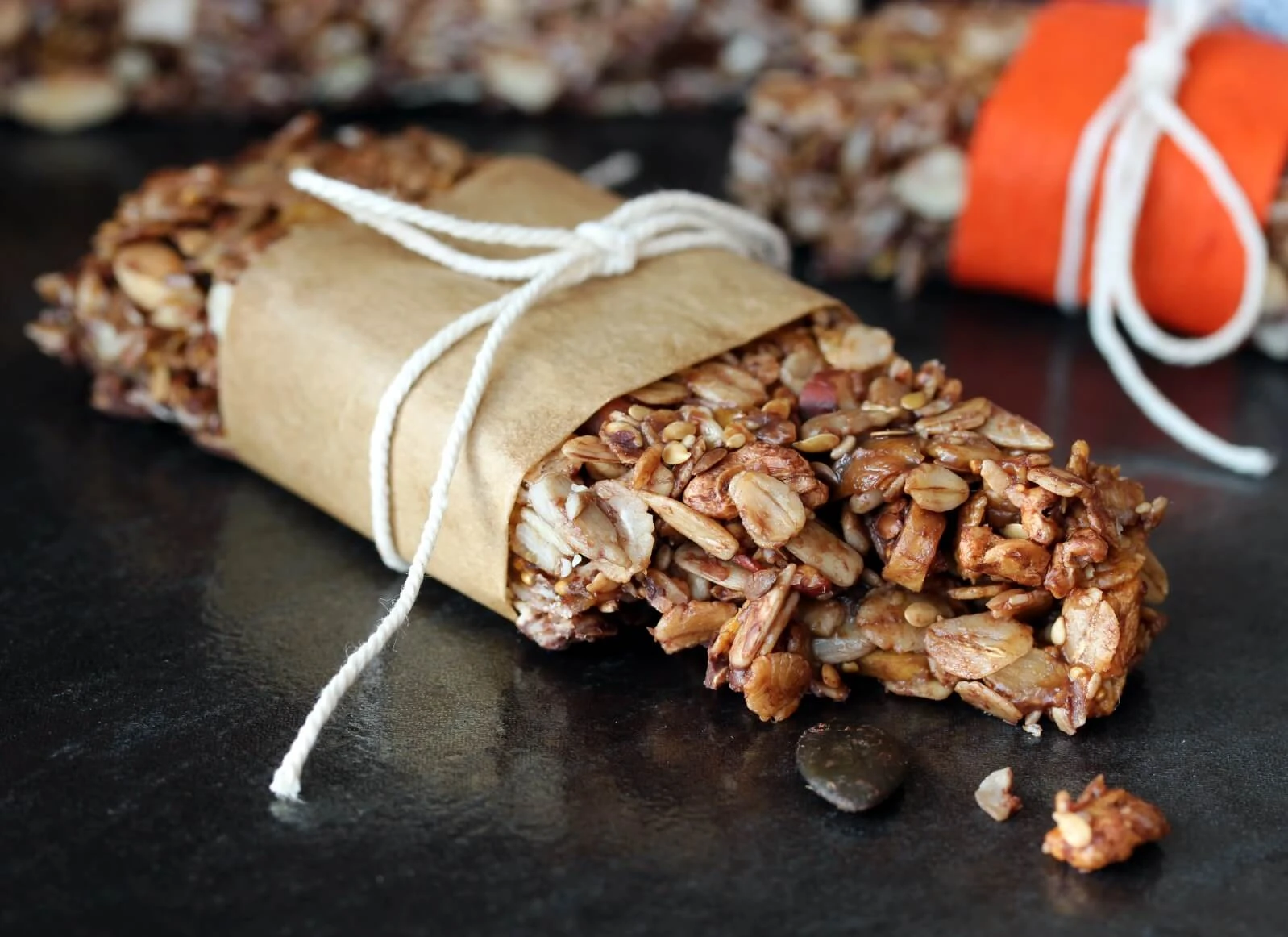So kannst Du Proteinriegel selbst machen